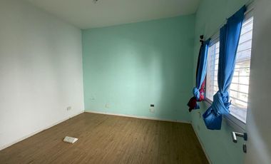 Casa PH de 3 amb. en 2 plantas con 2 baños y terraza. V.Alsina.LANUSO.EN VENTA. APTO CREDITO