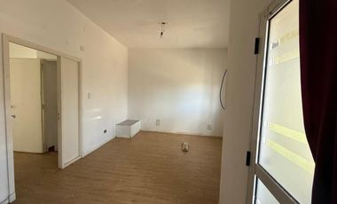 Casa PH de 3 amb. en 2 plantas con 2 baños y terraza. V.Alsina.LANUSO.EN VENTA. APTO CREDITO