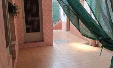 casa con dos locales