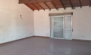 casa con dos locales