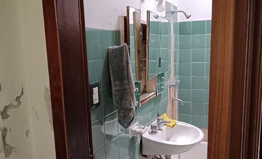 VENTA - 2 LOCALES C/ VIVIENDA - MORON SUR