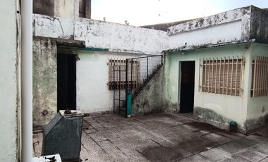 VENTA - 2 LOCALES C/ VIVIENDA - MORON SUR