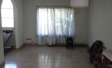 Chalet En 2 Plantas 6 Ambientes Ideal Hogar O Consultorios  Frente APza Belgrano