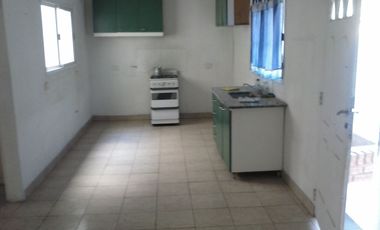 Chalet En 2 Plantas 6 Ambientes Ideal Hogar O Consultorios  Frente APza Belgrano