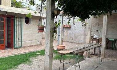 Venta casa refaccionada a nueva en barrio Las Palmas