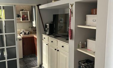 Venta casa refaccionada a nueva en barrio Las Palmas