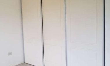 Luminoso y amplio departamento a metros de la estación.