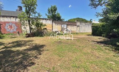 VENTA LOTE TERRENO EN HAEDO NORTE A DOS CUADRAS DE LA ESTACIÓN.