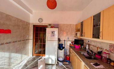 EXCELENTE PROPIEDAD EN MUY LINDA ZONA DE RAFAEL CASTILLO