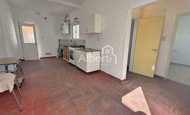 ALQUILER P.H. 3 AMBIENTES EN HAEDO NORTE.