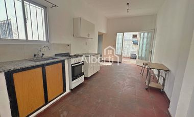 ALQUILER P.H. 3 AMBIENTES EN HAEDO NORTE.