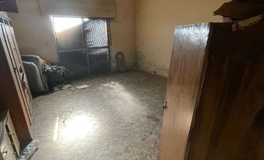 Lote con construccion en venta en Lanus Este