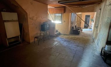 Lote con construccion en venta en Lanus Este