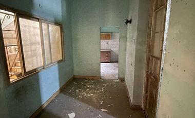 Lote con construccion en venta en Lanus Este