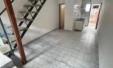 ALQUILER - DUPLEX 2 AMBIENTES CON PATIO - SAN JUSTO