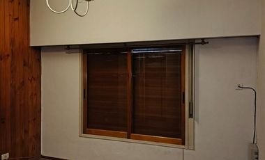 CASA 3 ABMIENTES CON COCHERA Y FONDO