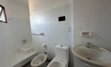 DUPLEX EN  VENTA  DE 4 AMBIENTES -BARRIO CARTERO