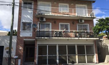 DEPARTAMENTO 2 AMBIENTES EN PRIMER PISO