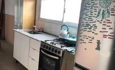 VENTA - DUPLEX 3 AMBIENTES C/BALCÓN - EN IMPECABLE ESTADO