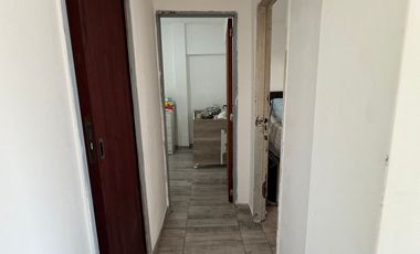 Departamento de 3 Ambientes Reciclado en San José. Apto Crédito.