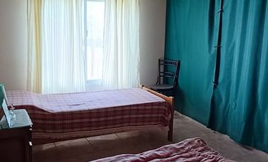 VENDO CASA C/AMPLIO TERRENO EN SAN CAYETANO