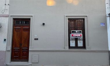 CASA EN VENTA - JUAN B JUSTO 818  - BARADERO