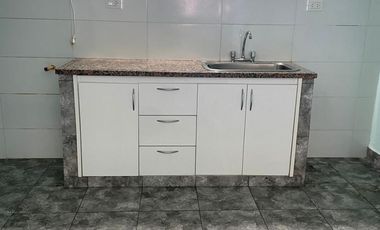 DEPARTAMENTO DE 3 AMBIENTES PLANTA BAJA AL FRENTE, SIN EXPENSAS. VILLA LUZURIAGA