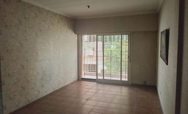 PSIO de 4 ambientes con cochera cubierta 100 metros cubiertos VENTADEPISO EN SAN MIGUEL CENTRO