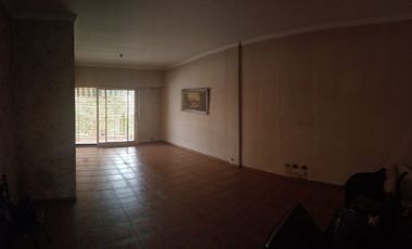 PSIO de 4 ambientes con cochera cubierta 100 metros cubiertos VENTADEPISO EN SAN MIGUEL CENTRO