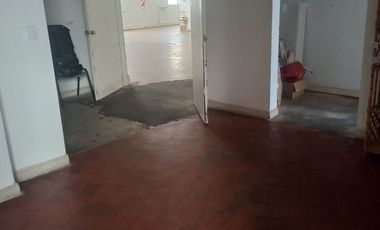 ALQUILER - IMPORTANTE GRUPO DE OFICINAS EN PARQUE INDUSTRIAL - 300 M2 -FLORIDA OESTE