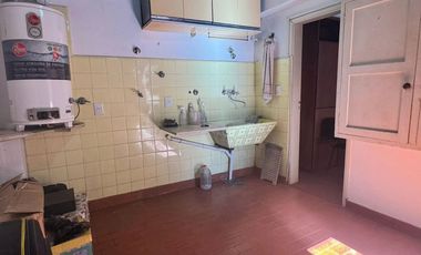 VENTA DE CASA UATRO AMB.
