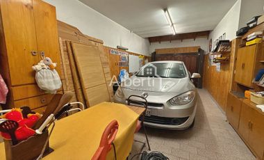 VENTA CHALET 5 AMBIENTES DE CATEGORIA EN EL PALOMAR.