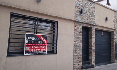 CASA DE 3 AMBIENTES EN VENTA - MORON NORTE