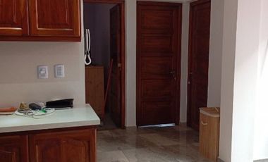 CASA DE 3 AMBIENTES EN VENTA - MORON NORTE