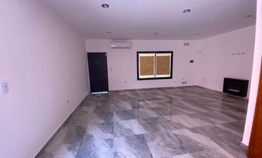 CASA DE 3 AMBIENTES EN VENTA - MORON NORTE