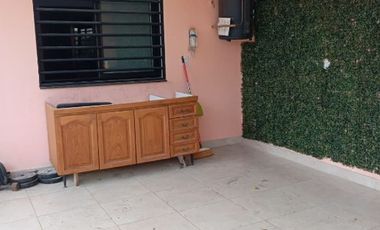 CASA DE 3 AMBIENTES EN VENTA - MORON NORTE