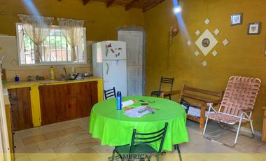 CASA AMPLIA EN PASO DEL REY PERMUTA DEPTO MERLO