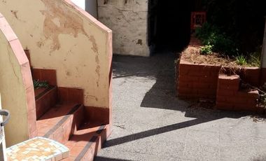 CASA MULTIFAMILIAR EN VENTA SAN MARTIN