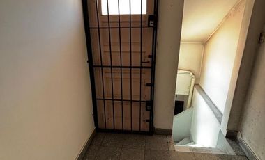 ALQUILER CASA. VALENTIN ALSINA - CATAMARCA 300