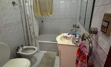 ALQUILER CASA. VALENTIN ALSINA - CATAMARCA 300