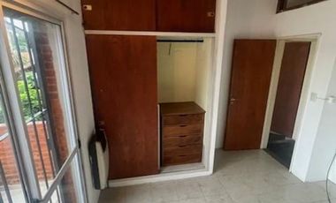 Casa de 5 Ambientes y Pileta.