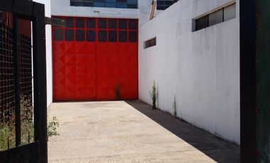 Excelente galpón sobre Ruta