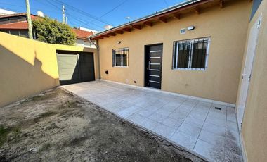 ALQUILER - PH 3 AMBIENTES CON PATIO Y COCHERA - A ESTRENAR - SIN EXPENSAS