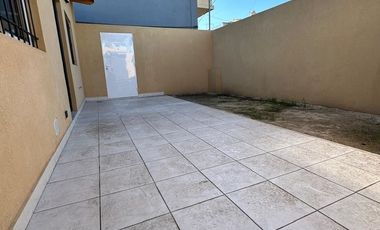 ALQUILER - PH 3 AMBIENTES CON PATIO Y COCHERA - A ESTRENAR - SIN EXPENSAS