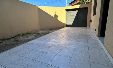 ALQUILER - PH 3 AMBIENTES CON PATIO Y COCHERA - A ESTRENAR - SIN EXPENSAS