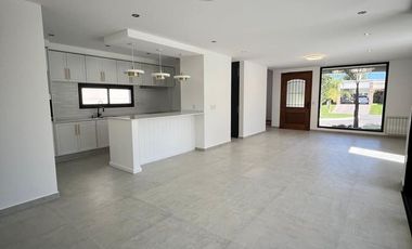 CASA EN VENTA EN FINCAS DE HUDSON