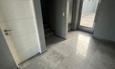 ALQUILER - DEPARTAMENTO 2 AMB. - CON COCHERA