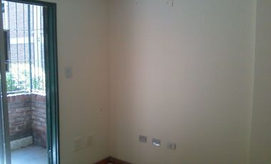 Departamento en VENTA en Complejo de viviendas UPCN de Glew, planta baja.-