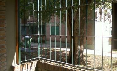 Departamento en VENTA en Complejo de viviendas UPCN de Glew, planta baja.-