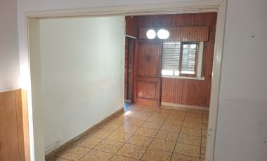 VENTA - 3 AMB - MORON SUR